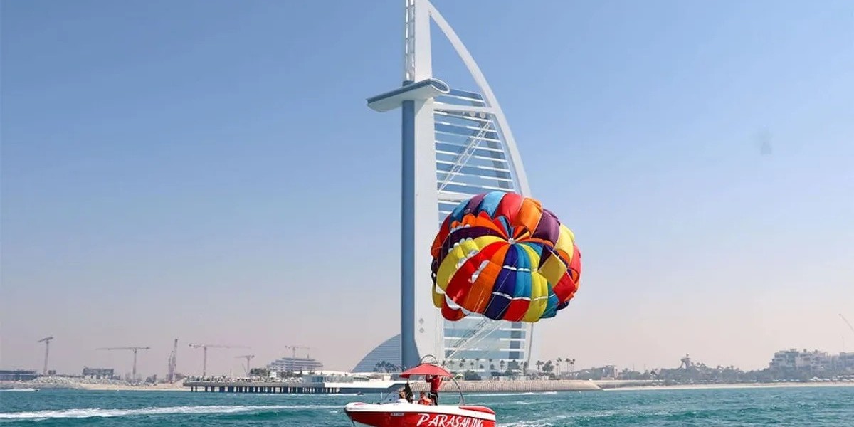 Experience the Ultimate Adventure with Parasailing Dubai